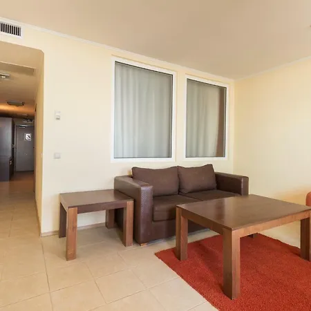 Sunset Handy Apartment Pomorie