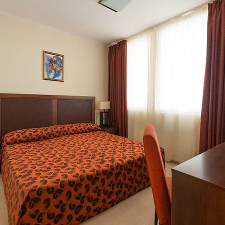 Sunset Handy Apartment Pomorie